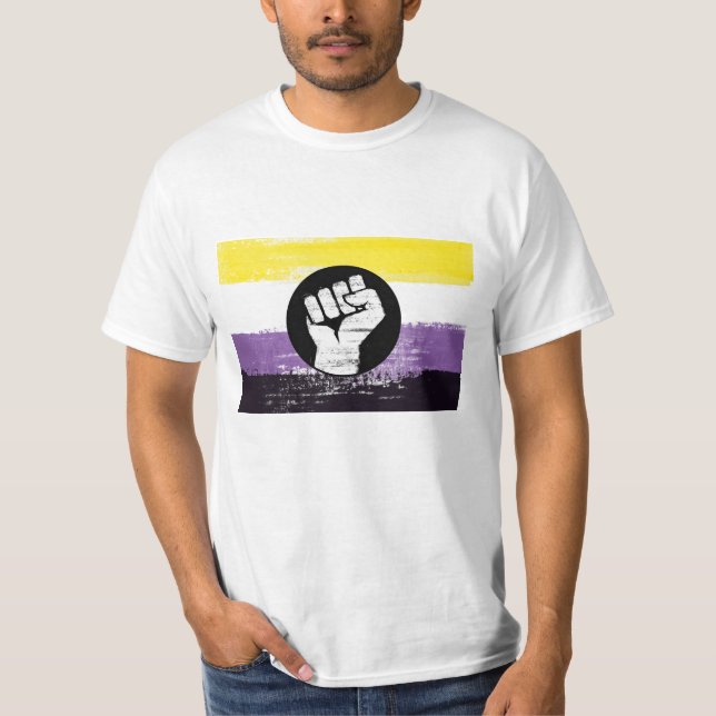 Camiseta Bandeira de Protesto Pintada Não Binária (Frente)