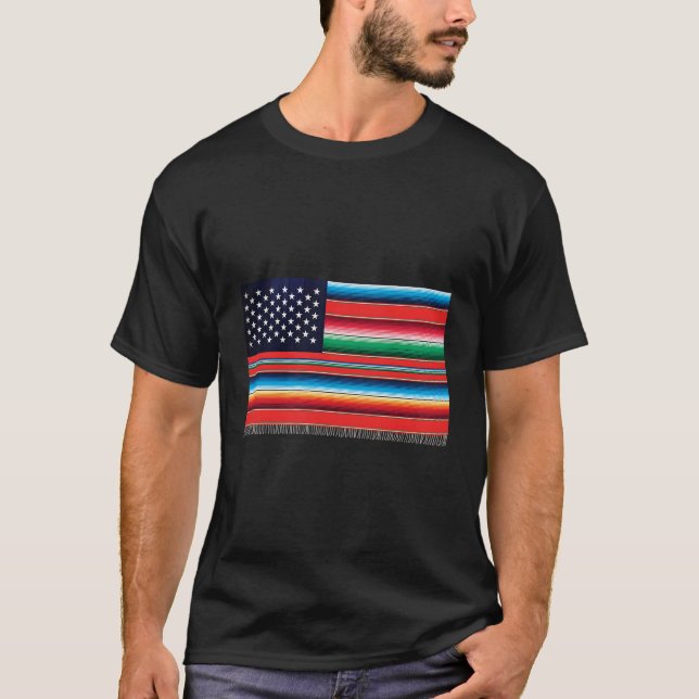 Camiseta Bandeira de Serape Americana com Faixa (Frente)