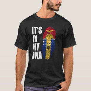 Camiseta Bandeira Do Patrimônio Do DNA Da Mistura Barbadian