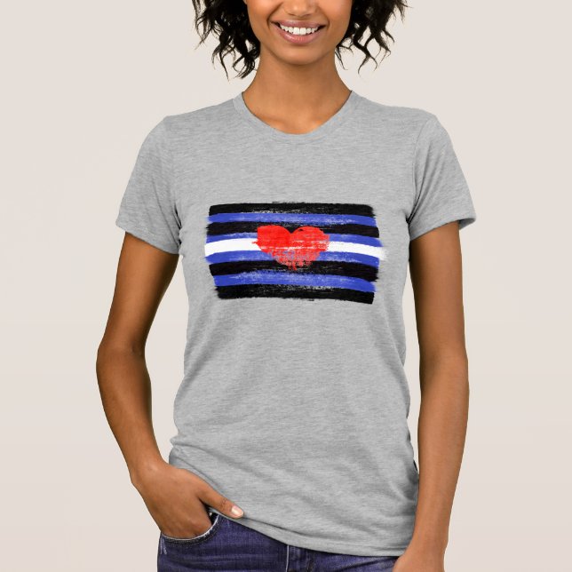 CAMISETA BANDEIRA E SÍMBOLO DE COURO PINTADO DA ORGULHO (Frente)