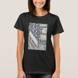 Camiseta Bandeira Patriótica Americana no Muro