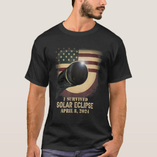 Camiseta Bandeira Retroamericana I Sobreviveu Total Eclipse