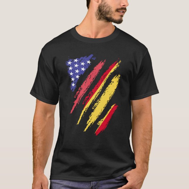 Camiseta Bandeiras do Coração Patriota Americano Espanhol (Frente)
