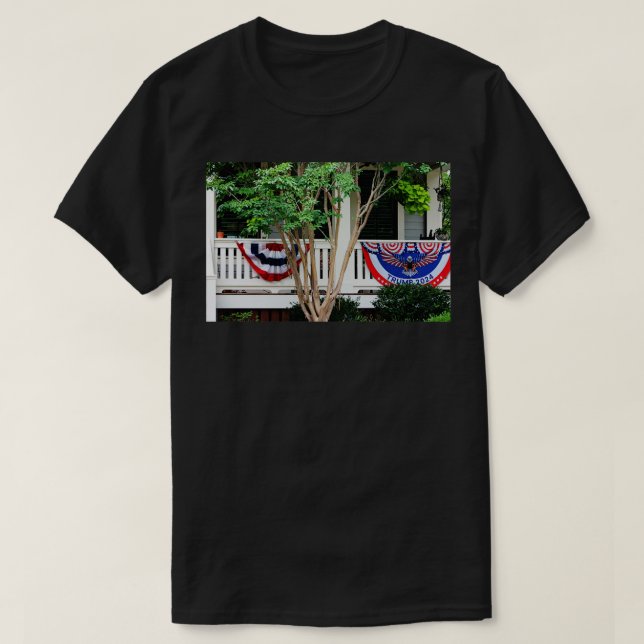 Camiseta Bandejas da porta frontal (Frente do Design)