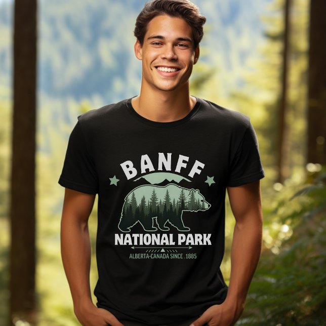 Camiseta Banff National Park Forest Bear Design (Criador carregado)