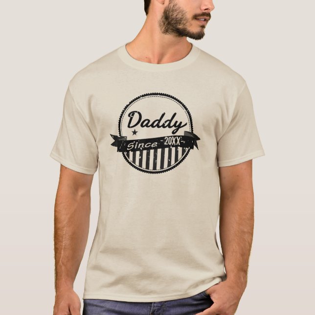 Camiseta Banner Círculo Grunge Pai Desde Ano (Frente)