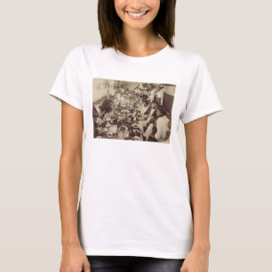 Camiseta Banquete real na casa de barco do rei Kalakana,