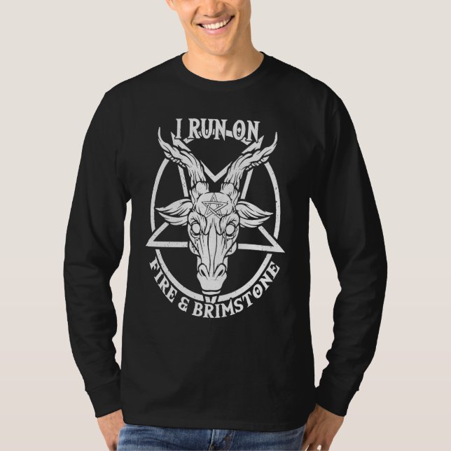 Camiseta Baphomet & Pentáculo, Eu Corro Sobre Fogo & Enxofr (Frente)