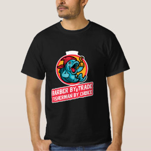 CAMISETA BARBEIRO BARBEIRO POR PROFISSÃO PESCADOR POR ESCOL