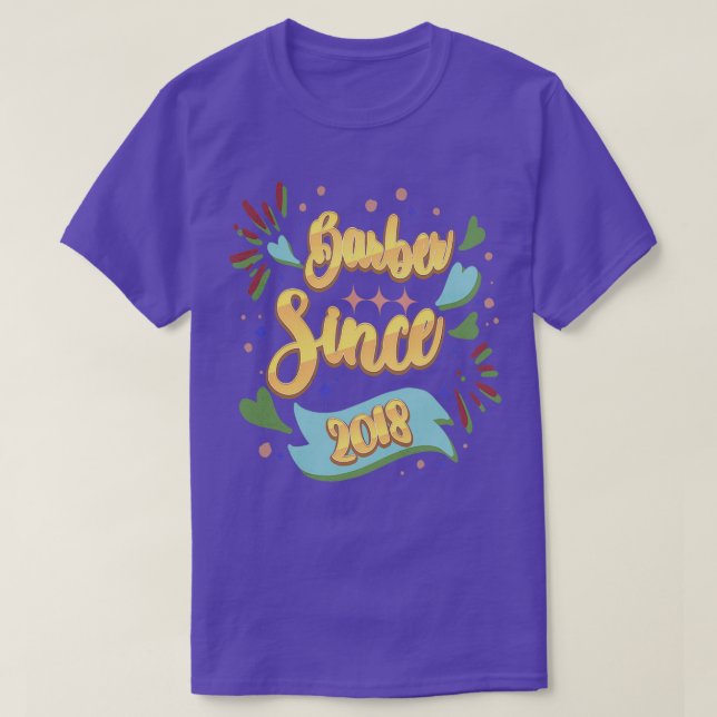 Camiseta Barber Desde 2018 Oferece Ideias De Presente De Ba (Frente do Design)