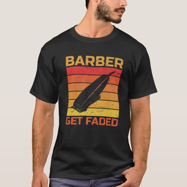 Camiseta Barber Obter Vintagem Desbotada Retro Hairdresser (Frente)