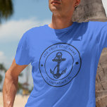 Camiseta Barco de Nome do Barco Ancorante Náutico Personali<br><div class="desc">Adicione o nome e a localização do seu barco ou capitão clicando no botão "Personalizar" acima. Coloque a vela em estilo com a nossa camiseta personalizada de troca de barcos náuticos, o companheiro máximo para as suas aventuras marítimas. Esta tenda apresenta um design bonito inspirado nas maravilhas do oceano, apresentando...</div>