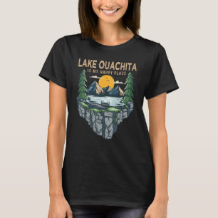 Camiseta Barco de Pesca Acampamento Meu Local Feliz Lago Ou