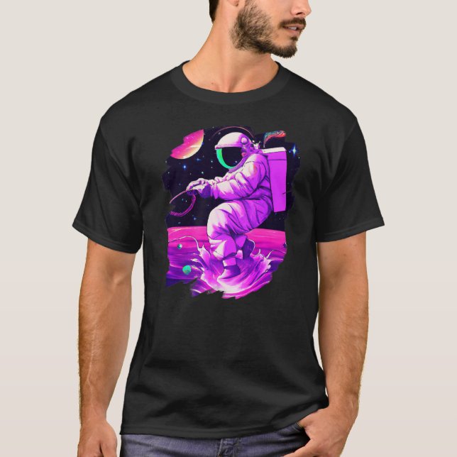 Camiseta Barco de Pesca Astronauta Espaço Oceano Lago Peixe (Frente)