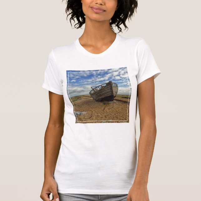 Camiseta Barco de pesca de madeira abandonado | Dungeness (Frente)