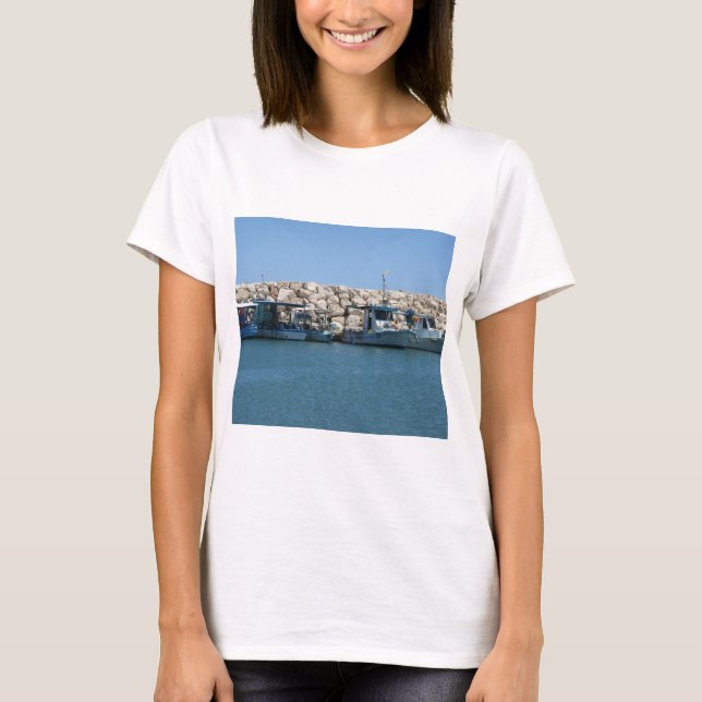 Camiseta Barcos de pesca mediterrânicos no Design do mar Az (Frente)