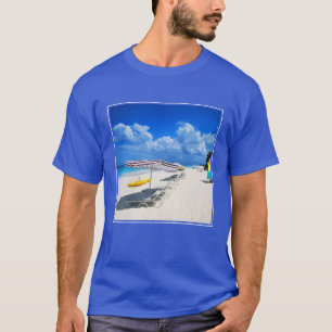 Camiseta Barcos e cadeiras de praia
