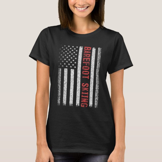 Camiseta Barefoot Skiing American Flag 4th Of July  (Frente)