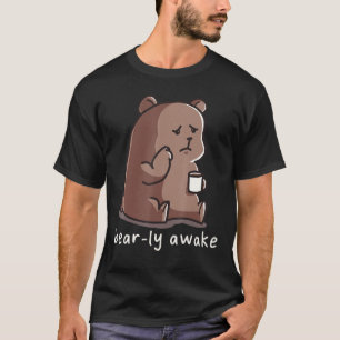 Camiseta Barly Awake Sleepy Bear Café