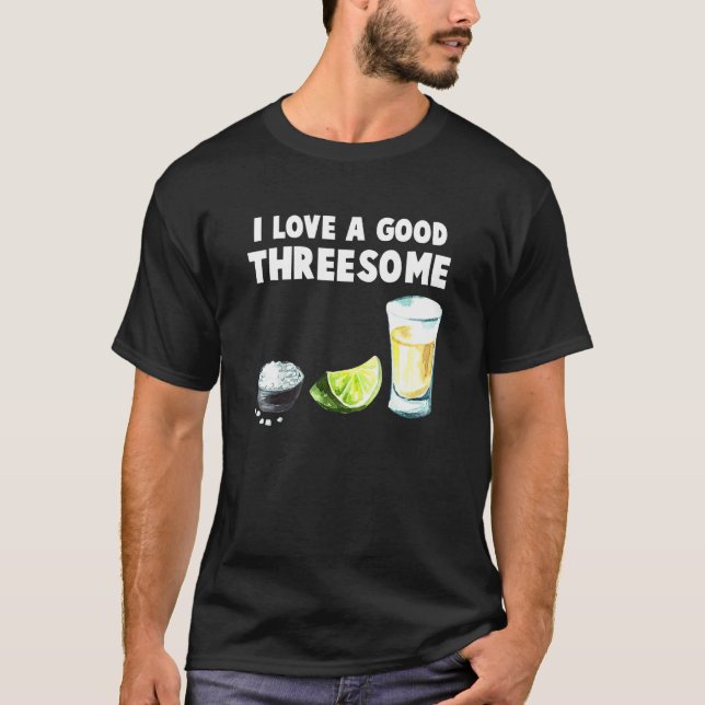 Camiseta Barman, Eu Adoro Um Bom E Triste Bartender Bebendo (Frente)