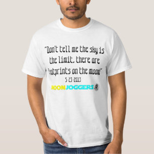 Camiseta Basculador da lua: Pegadas