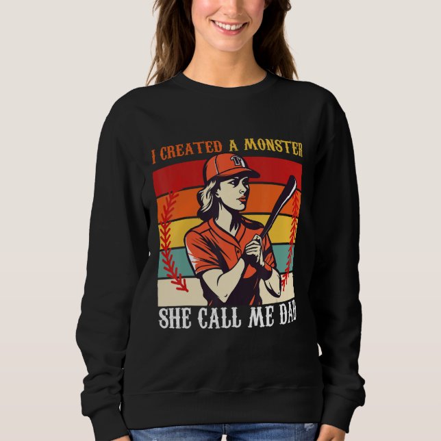 Camiseta Baseball Softball Dad I Created A Monster She Call (Frente)