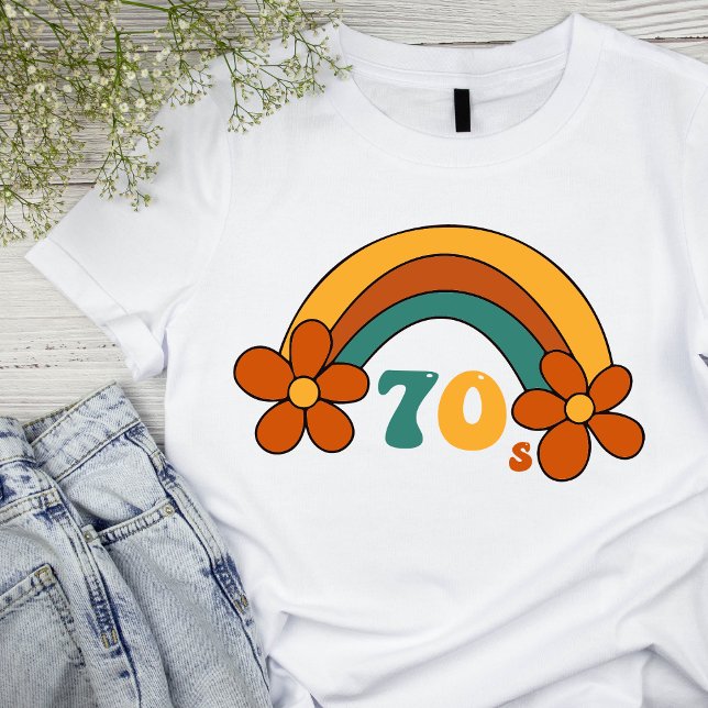 Camiseta básica da Mulher Arco-Íris Retro dos anos (Criador carregado)