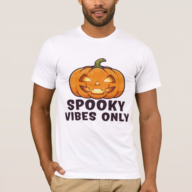 Camiseta básica de uso masculino (Frente)