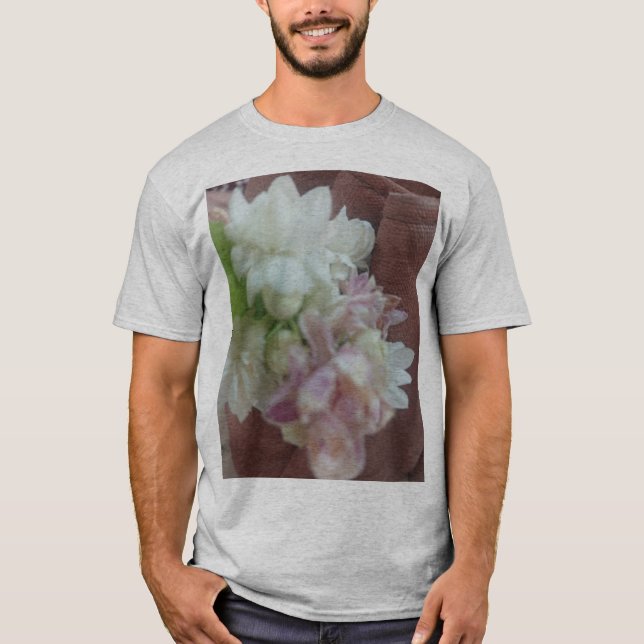 Camiseta básica de uso masculino (Frente)