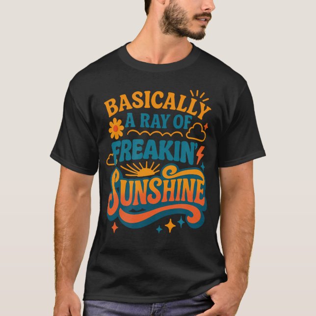 Camiseta Basicamente Um Raio De Sol Sassy Design (Frente)
