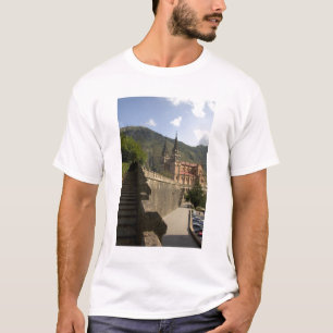 Camiseta Basílica de Covadonga, noroeste da Espanha.