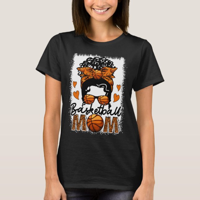 Camiseta Basketball Mom Leopard Messy Bun Game Day Mother s (Frente)