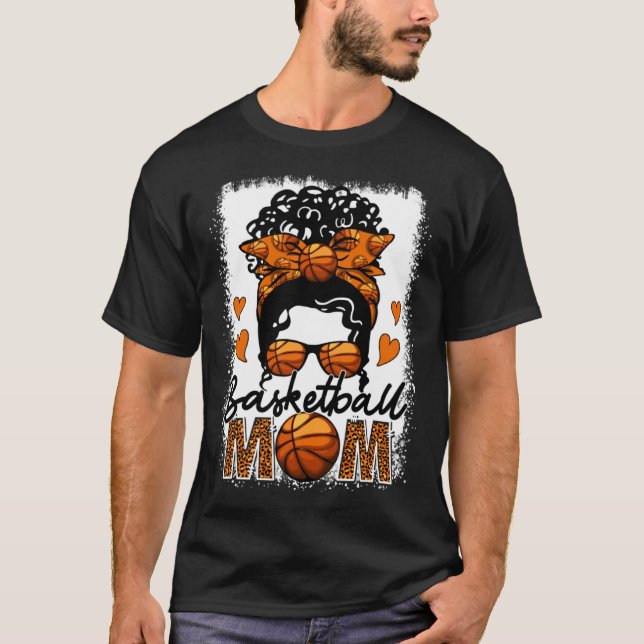 Camiseta Basketball Mom Leopard Messy Bun Game Day Mother s (Frente)