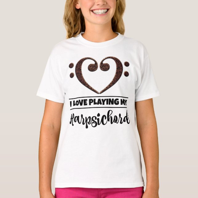Camiseta Bass Clef Heart Love Tocando Cravo (Frente)