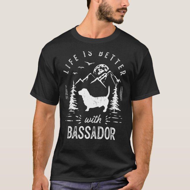 Camiseta Bassador Vida Melhor Mãe Pai Cachorro (Frente)