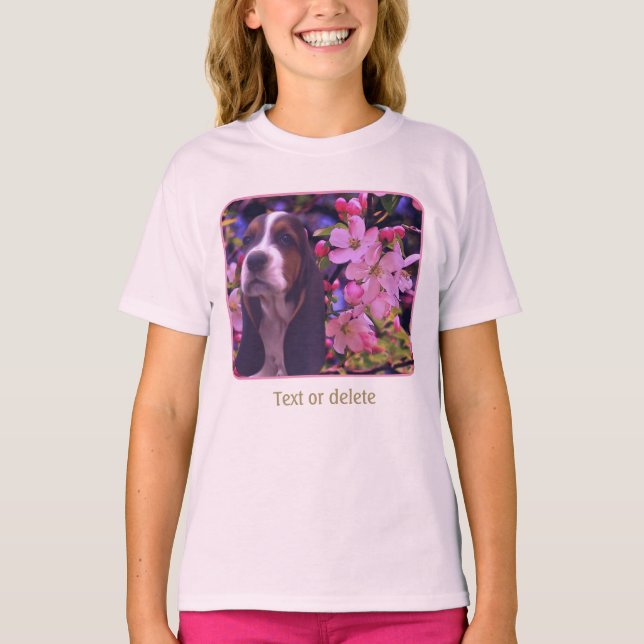 Camiseta Basset Hound Puppy Blossoms Dog Art  (Frente)