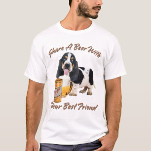 Camiseta Basset que bebe uma cerveja