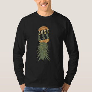 Camiseta Basta Perguntar Eu Posso Ser Casal Liberal de Abac