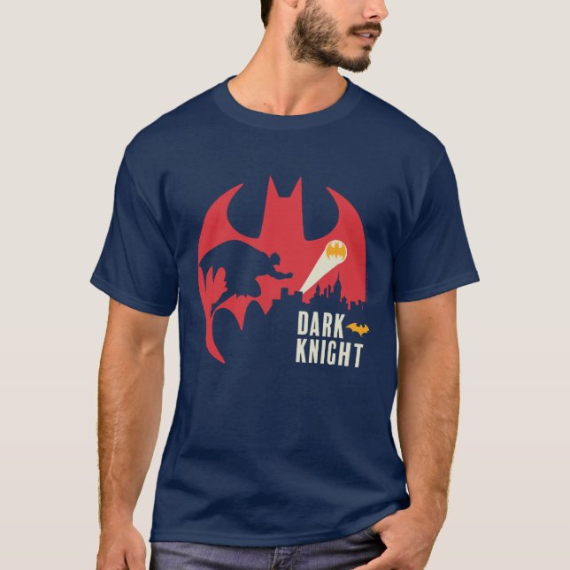 Camiseta Batman O Logotipo Do Bat Knight Escuro (Frente)