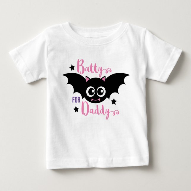 Camiseta Batty para o Papai Fofo 1º Halloween Morcego Rosa (Frente)