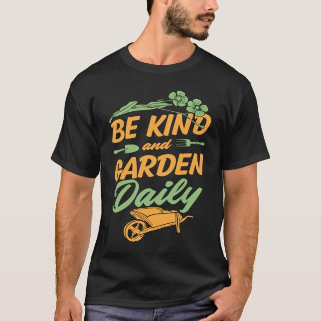 Camiseta Be Kind And Garden Daily Floral Cute Trendy Plant (Frente)