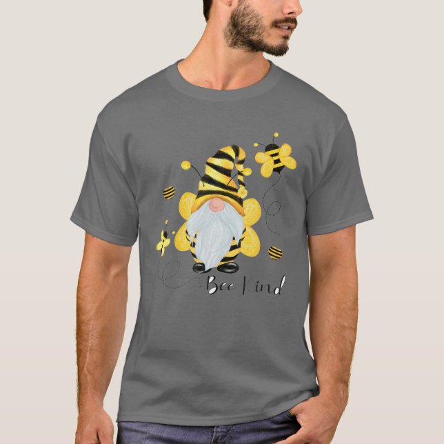 Camiseta Be Kind Gnome And Bee Hippy Gnome Lover (Frente)