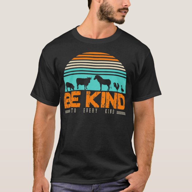Camiseta Be Kind To Every Kind Love Animals Eating Plants  (Frente)