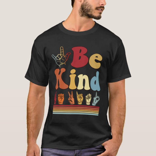 Camiseta Be Kind  Women Sign Language Graphic Deaf Pride AS (Frente)