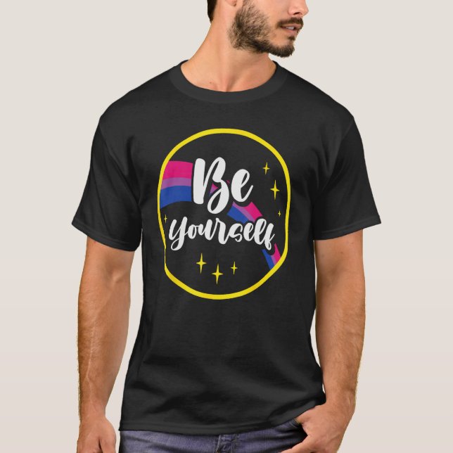 Camiseta Be Yourself Bisexual Rainbow Bi Pride Flag Lgbtq W (Frente)