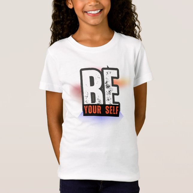 Camiseta BE YOURSELF – Bold Motivational Typography Design (Frente)