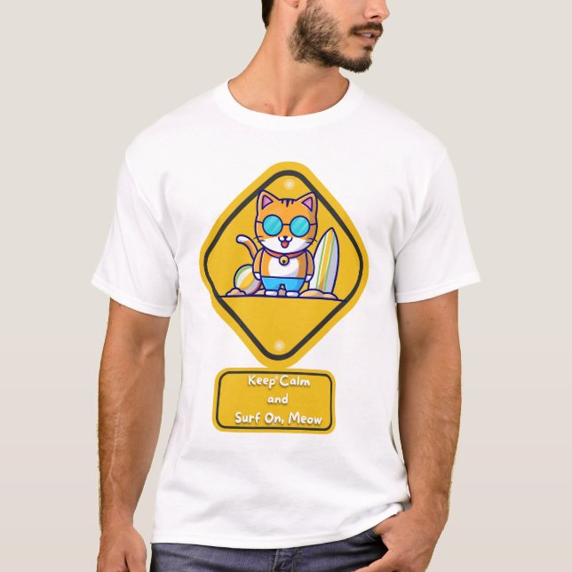 Camiseta Beach Day Essentials: Surfing Cat T Shirt (Frente)