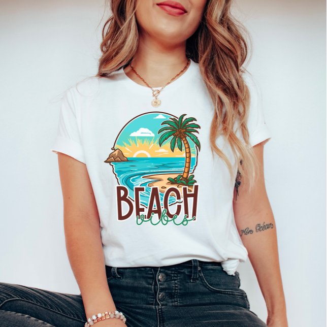 Camiseta Beach Vibes Sunset - Árvore Tropical de Palma e Oc (Criador carregado)