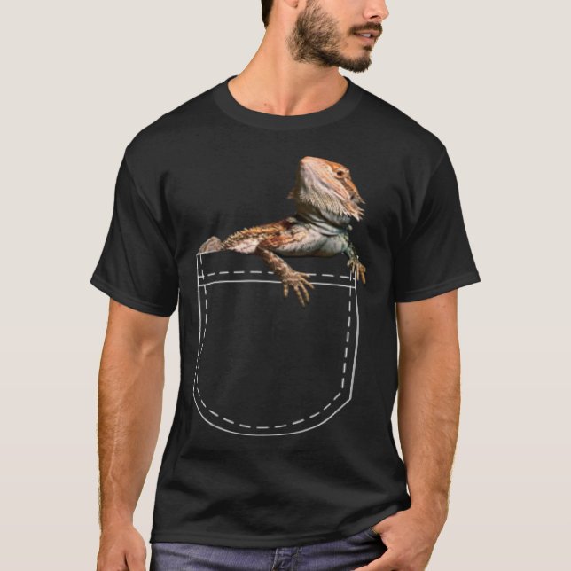 Camiseta Bearded Dragon In Breast Pocket Reptile  Agame Liz (Frente)