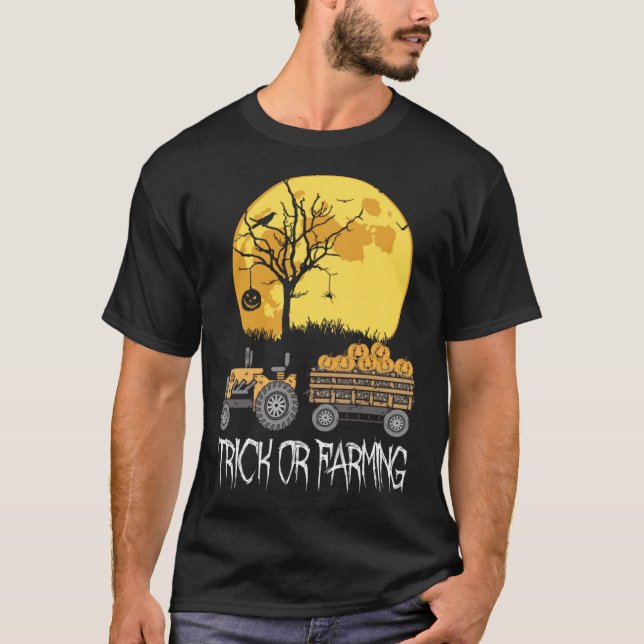 Camiseta Beautiful Halloween pumpkin Tractor Farming Farmer (Frente)